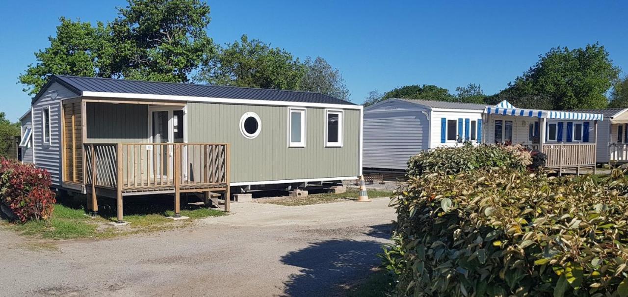 Camping Insolite Le Haut Village 圣米歇尔-谢夫谢夫 外观 照片