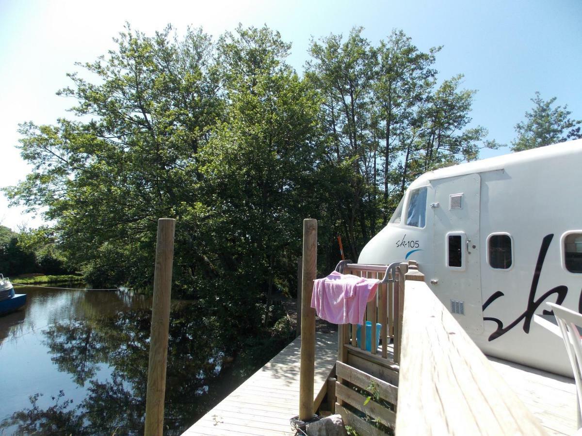 Camping Insolite Le Haut Village 圣米歇尔-谢夫谢夫 外观 照片
